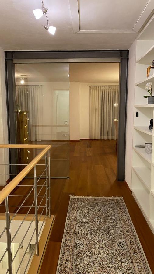 Fewo Luxus Wohnung Im Eigenen Ferienhaus, 120 Qm, Naehe Regensburg Mit Balkon, Terrasse & Garten, Gute Zuganbindung Laber Exterior photo
