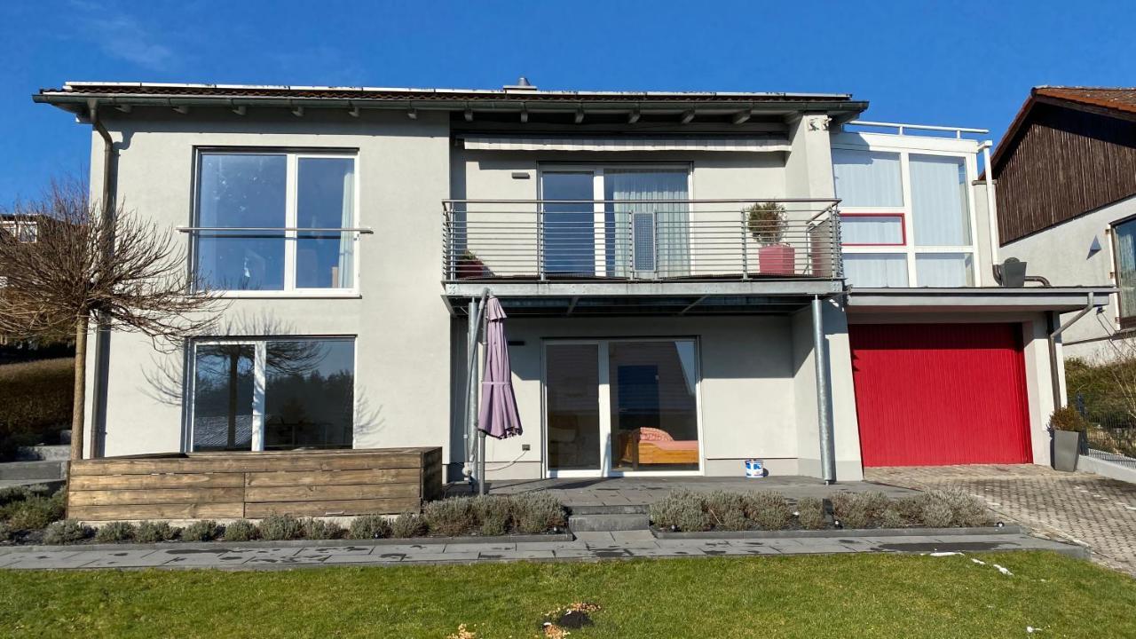 Fewo Luxus Wohnung Im Eigenen Ferienhaus, 120 Qm, Naehe Regensburg Mit Balkon, Terrasse & Garten, Gute Zuganbindung Laber Exterior photo