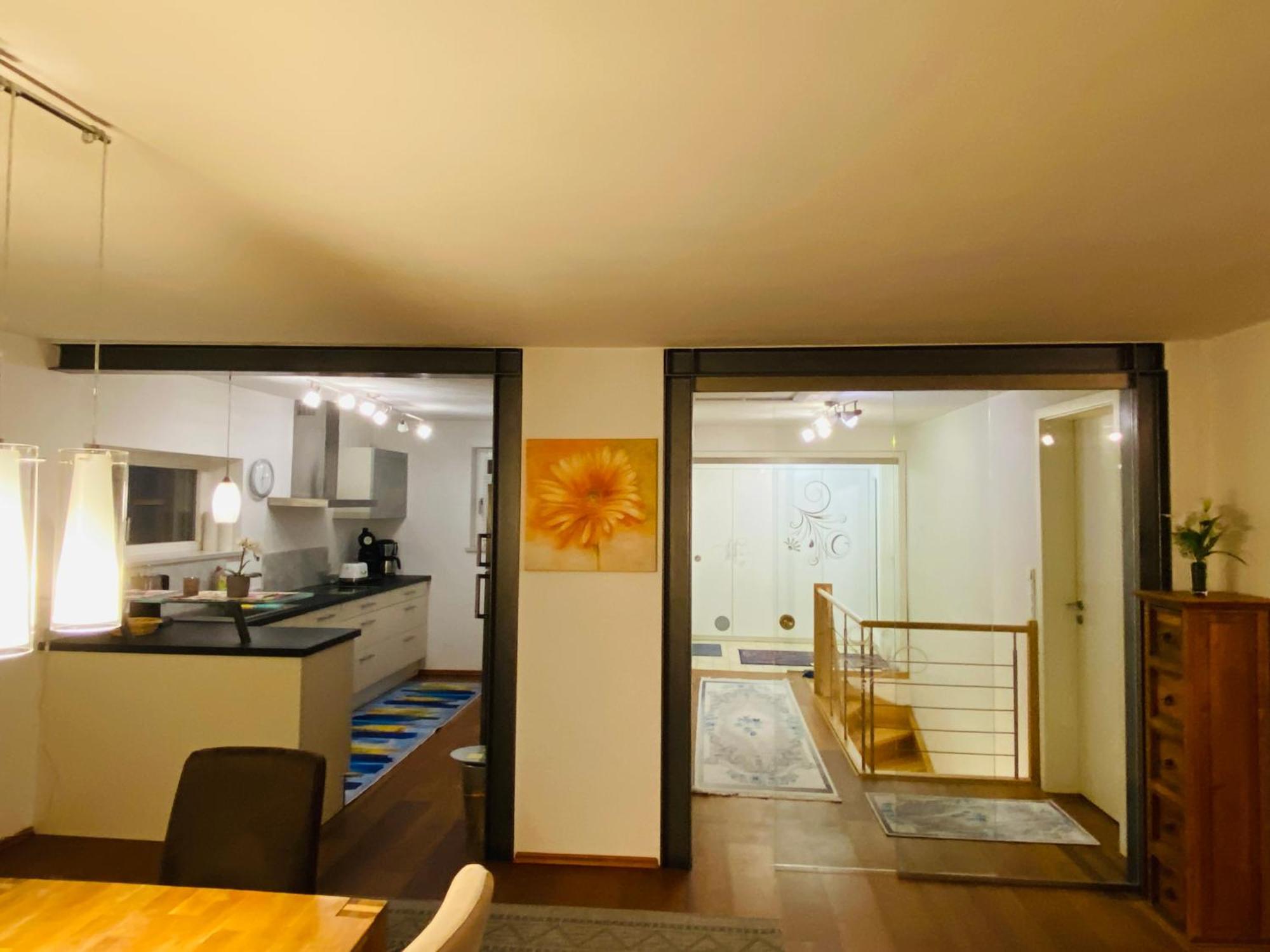 Fewo Luxus Wohnung Im Eigenen Ferienhaus, 120 Qm, Naehe Regensburg Mit Balkon, Terrasse & Garten, Gute Zuganbindung Laber Exterior photo